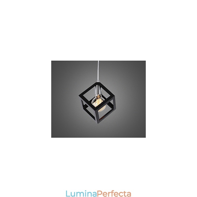 Candelabru din metal cu pictură în stil clasic clasic tradițional