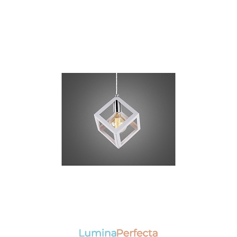 Candelabru din metal cu pictură în stil clasic clasic tradițional