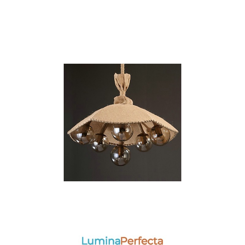 Candelabru din metal cu pictură de țară