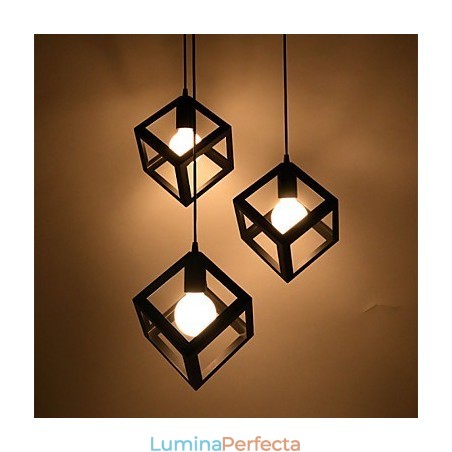 Candelabru Creativ Contemporan și Contractat din Fier Forjat Lămpi cu un singur cap Candelabru Creativ Contemporan și Contractat din Fier Forjat Lămpi cu un singur cap