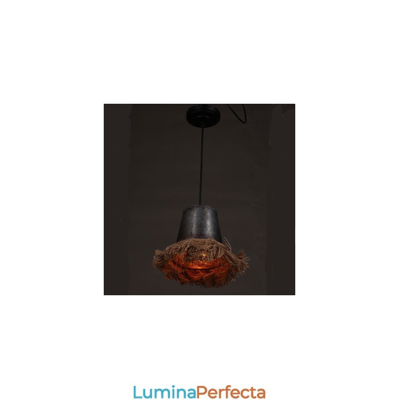 Faceți creativitatea The Old Chandelier Rope