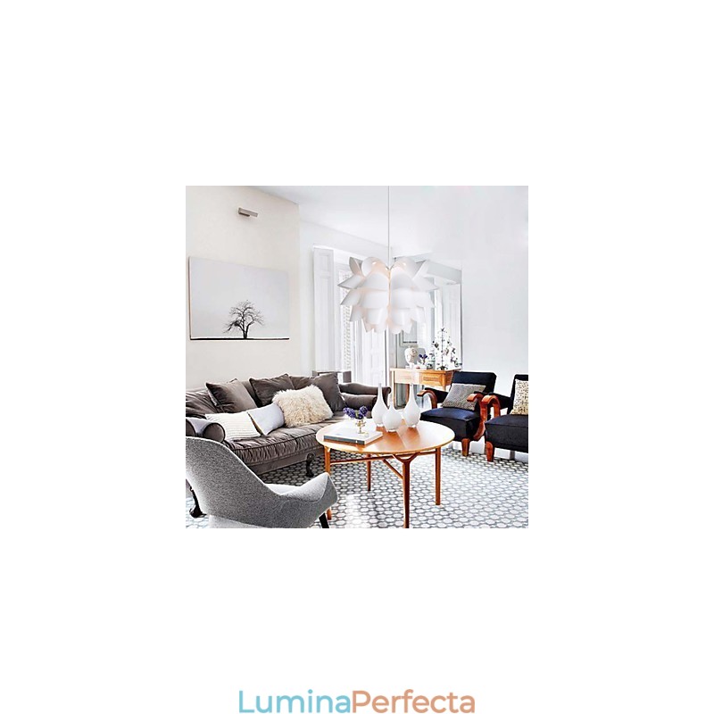 Contemporan și contractat The Nordic Idea White Lotus Droplight Lamp