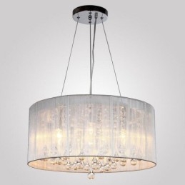 Candelabru tradițional din metal cromat din cristal