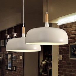 Lampă suspendată din metal, modernă și contemporană