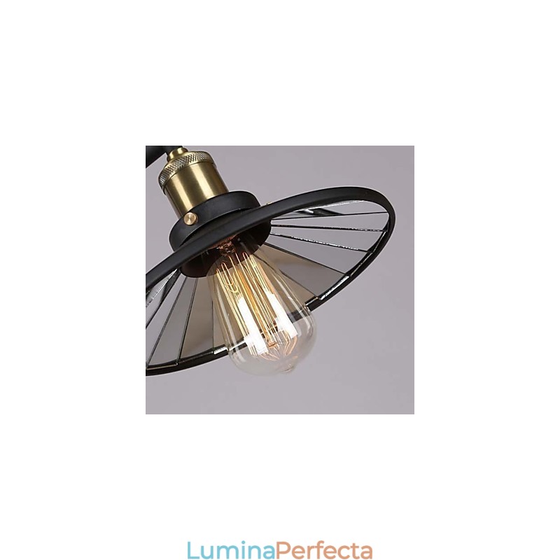 Candelabru din metal cu pictură în stil rustic vintage