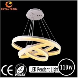 Ofertă fierbinte Lumină suspendată modernă acrilic de culoare albă 130W
