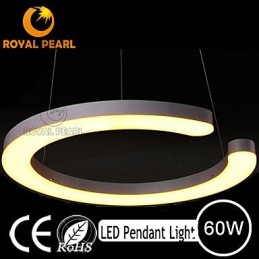 Lampă suspendată modernă de design