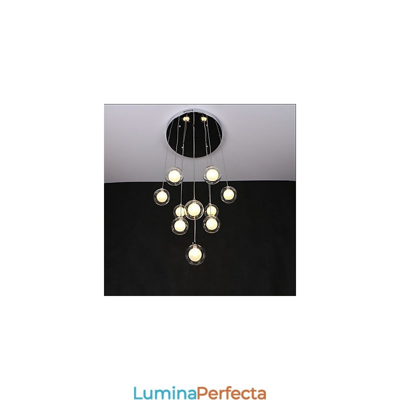 Lămpi și felinare moderne simple