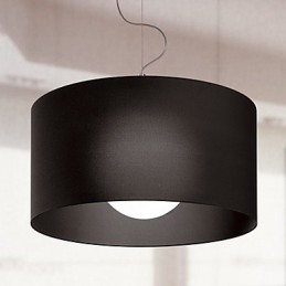 Lampă suspendată de fier cu umbră neagră