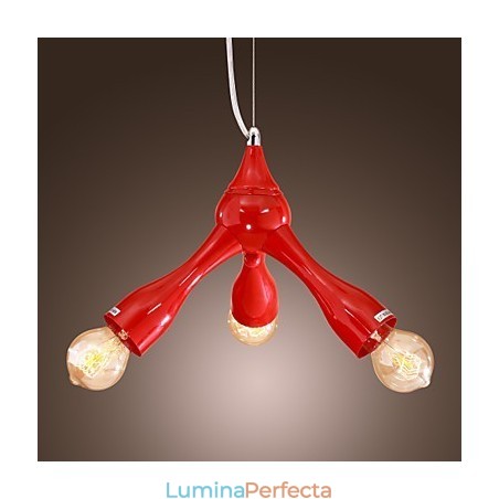 Plafoniera cu 3 lumini Plafoniera cu 3 lumini