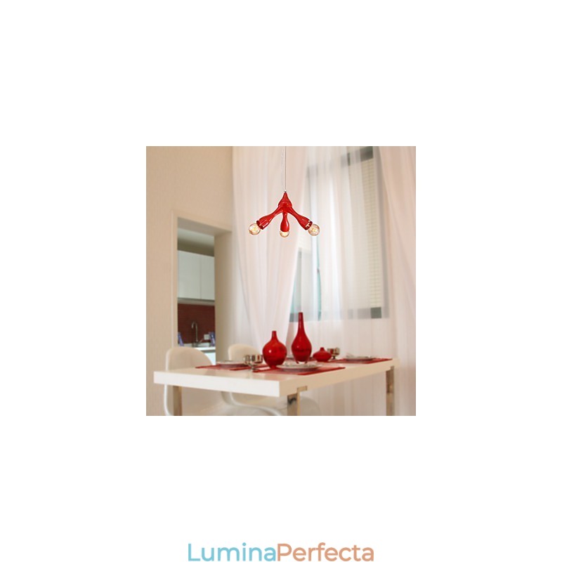 Plafoniera cu 3 lumini