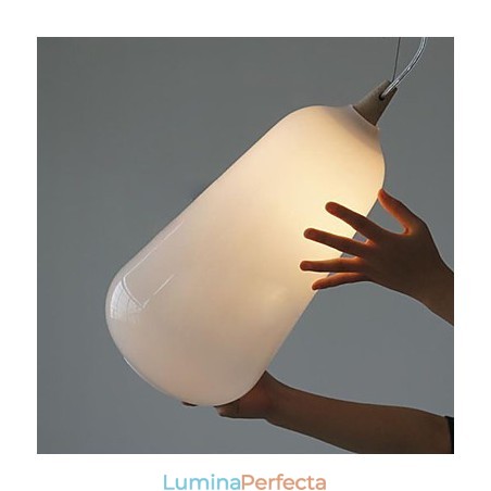 Lampă suspendată din sticlă alb lapte Natural Curve Lampă suspendată din sticlă alb lapte Natural Curve