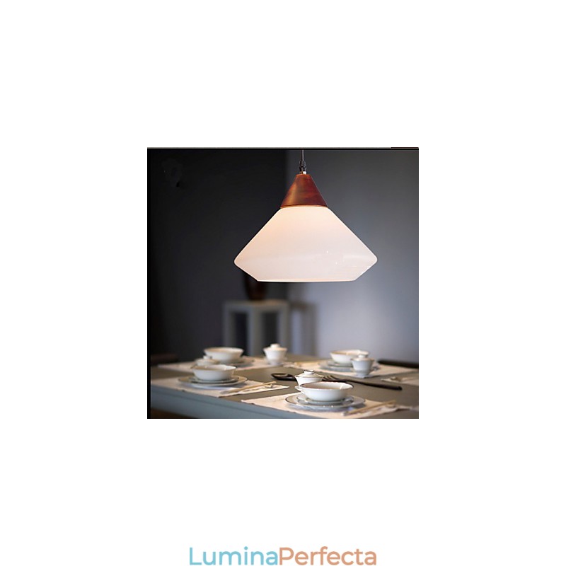 Lampă suspendată simplă