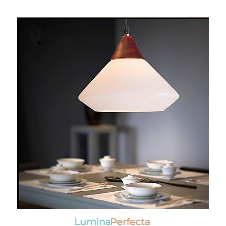 Lampă suspendată simplă Lampă suspendată simplă