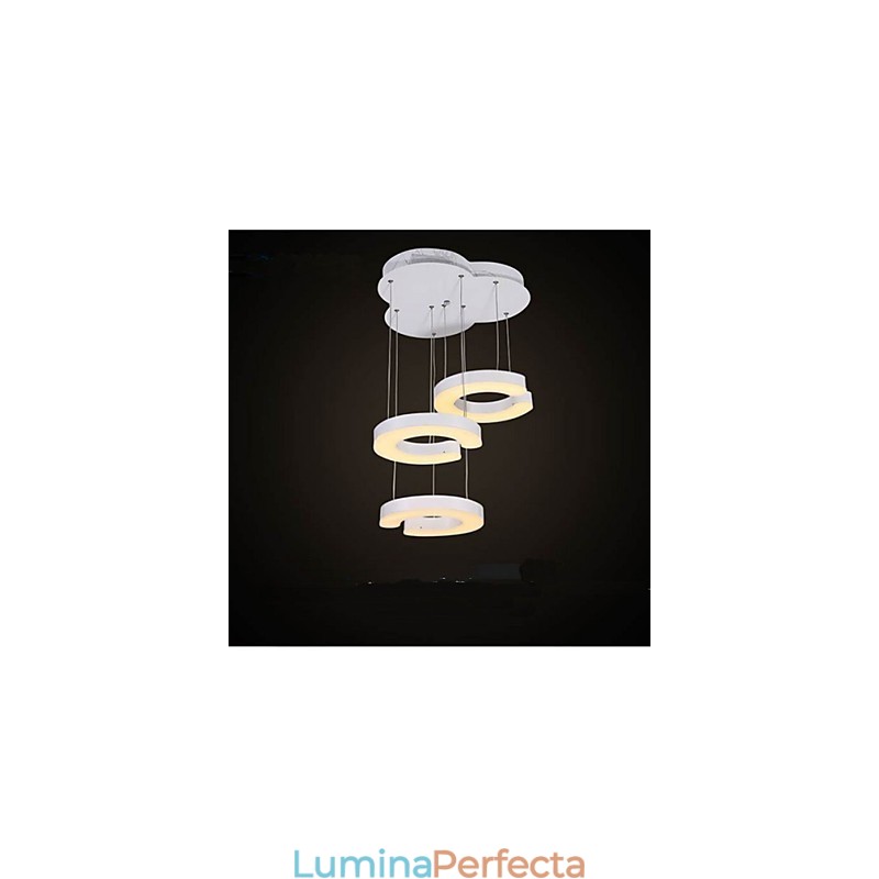 Candelabru din acril tip trei C Candelabru