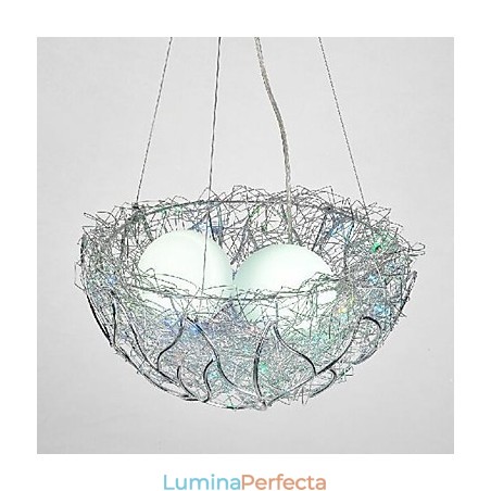 Lampă suspendată modernă, din metal argintiu Lampă suspendată modernă, din metal argintiu