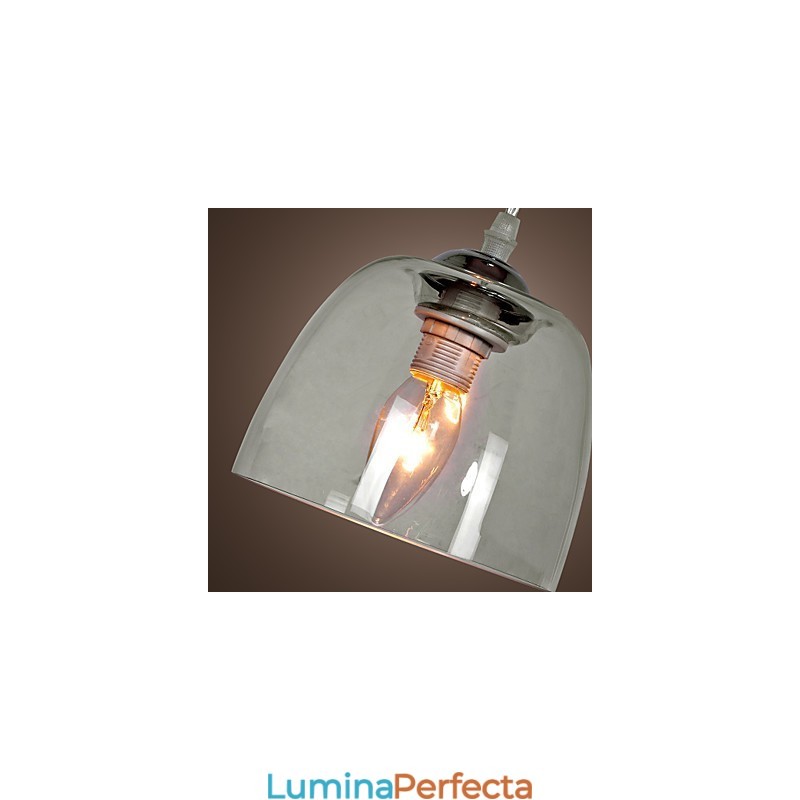 Lampă suspendată modernă, proiectată simplă