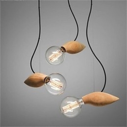 Divertisment personalizat cu candelabru pasăre. Potrivit pentru utilizare