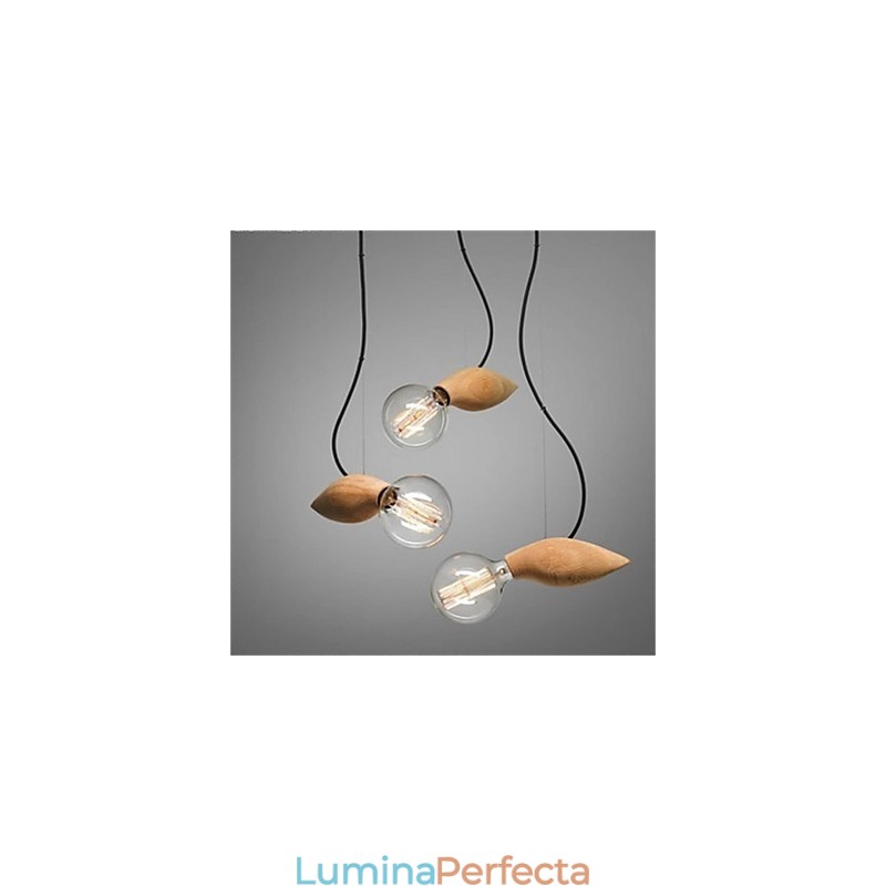 Divertisment personalizat cu candelabru pasăre. Potrivit pentru utilizare