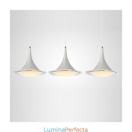 Trumpet Pendant Light Droplight Candelabru din acril Trumpet Pendant Light Droplight Candelabru din acril