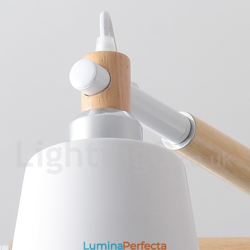Candelabru modern contemporan din lemn cu 3 lumini
