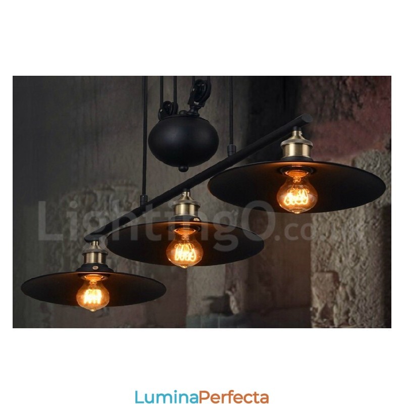 Lampă suspendată din metal vintage country cu 3 lumini