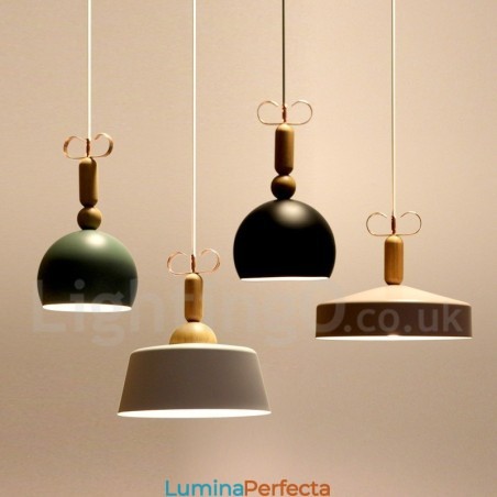Lampă suspendată multicoloră modernă și contemporană Lampă suspendată multicoloră modernă și contemporană