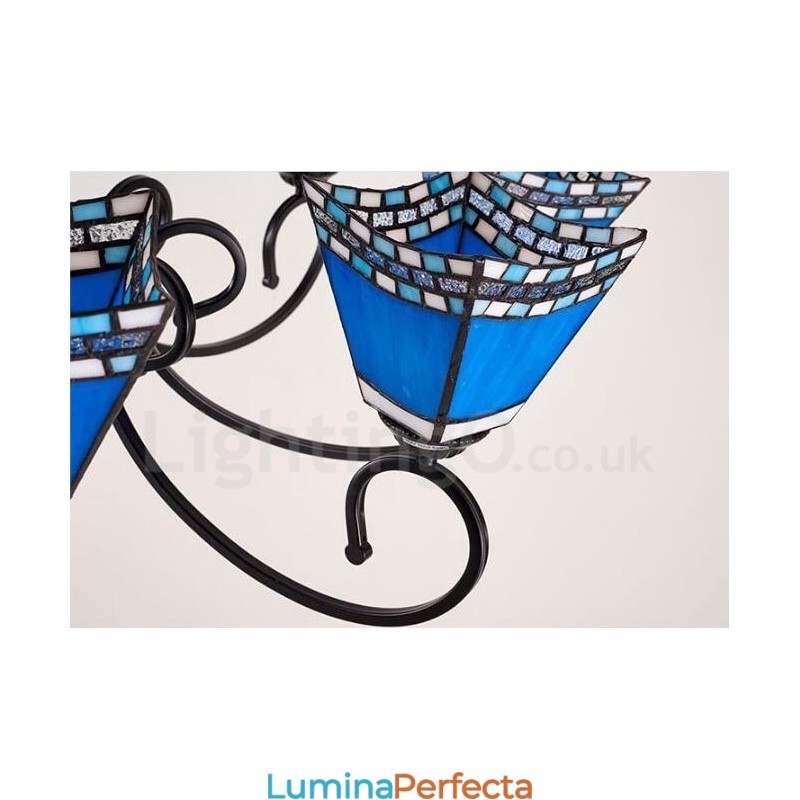 Candelabru metalic integrat în stil mediteranean cu 3 lumini