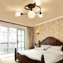 Candelabru integrat Rustic Lodge cu 4 lumini cu abajur din sticlă