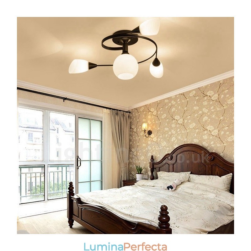 Candelabru integrat Rustic Lodge cu 4 lumini cu abajur din sticlă