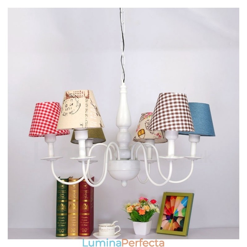 Candelabru tradițional clasic integrat din metal