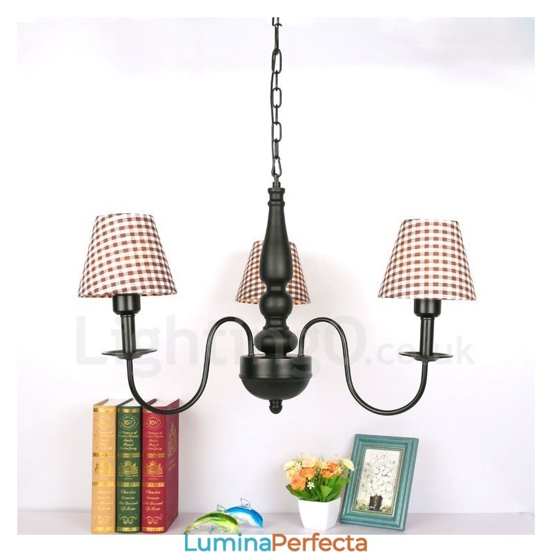 Candelabru din metal tradițional clasic integrat cu 3 lumini