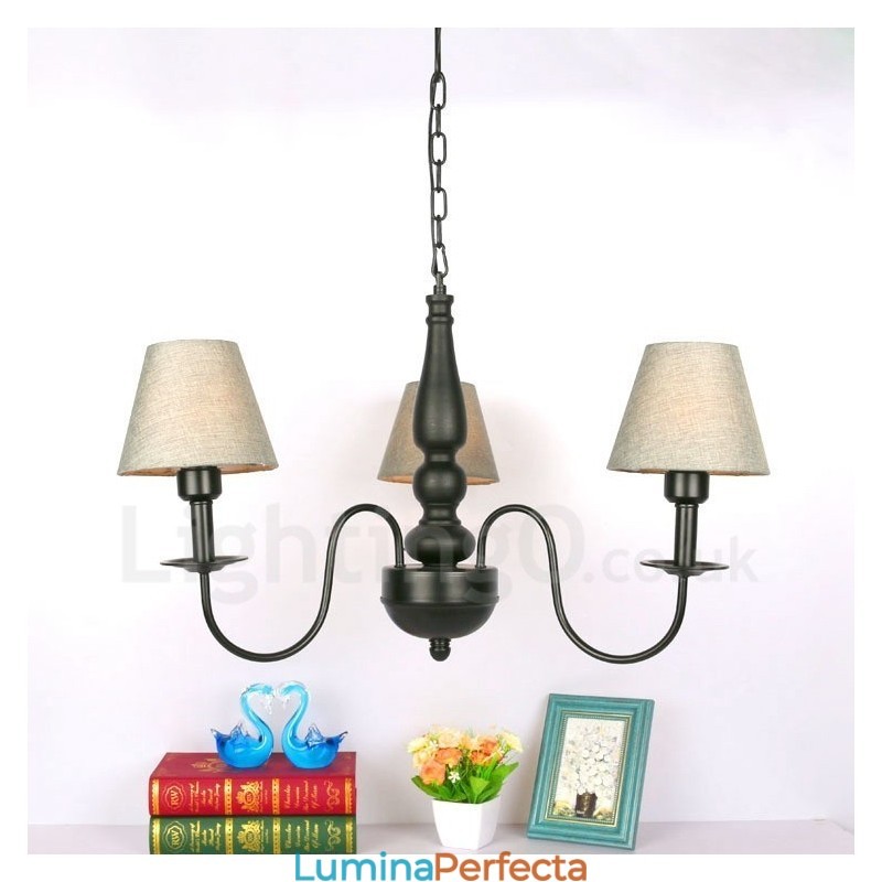 Candelabru din metal tradițional clasic integrat cu 3 lumini