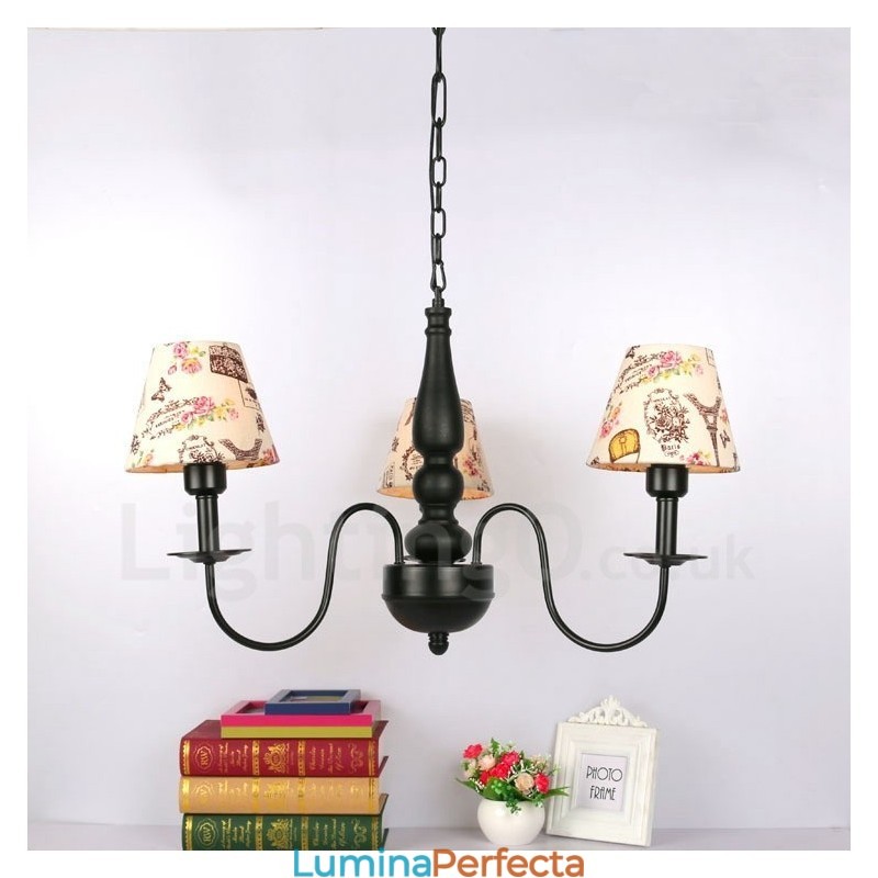 Candelabru din metal tradițional clasic integrat cu 3 lumini