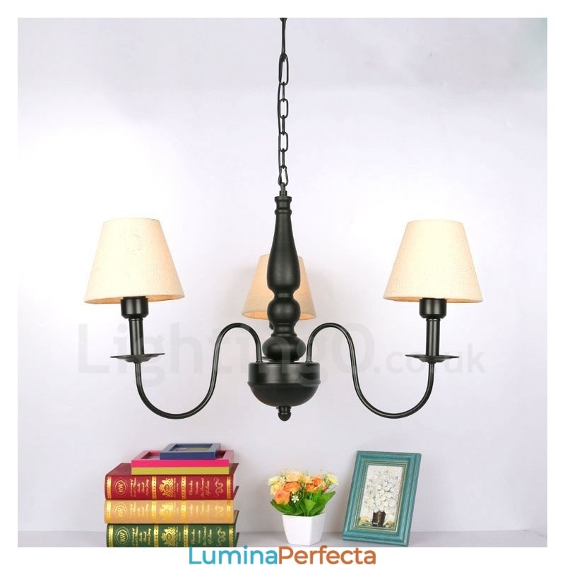 Candelabru din metal tradițional clasic integrat cu 3 lumini