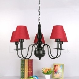 Candelabru metalic integrat în stil mediteranean