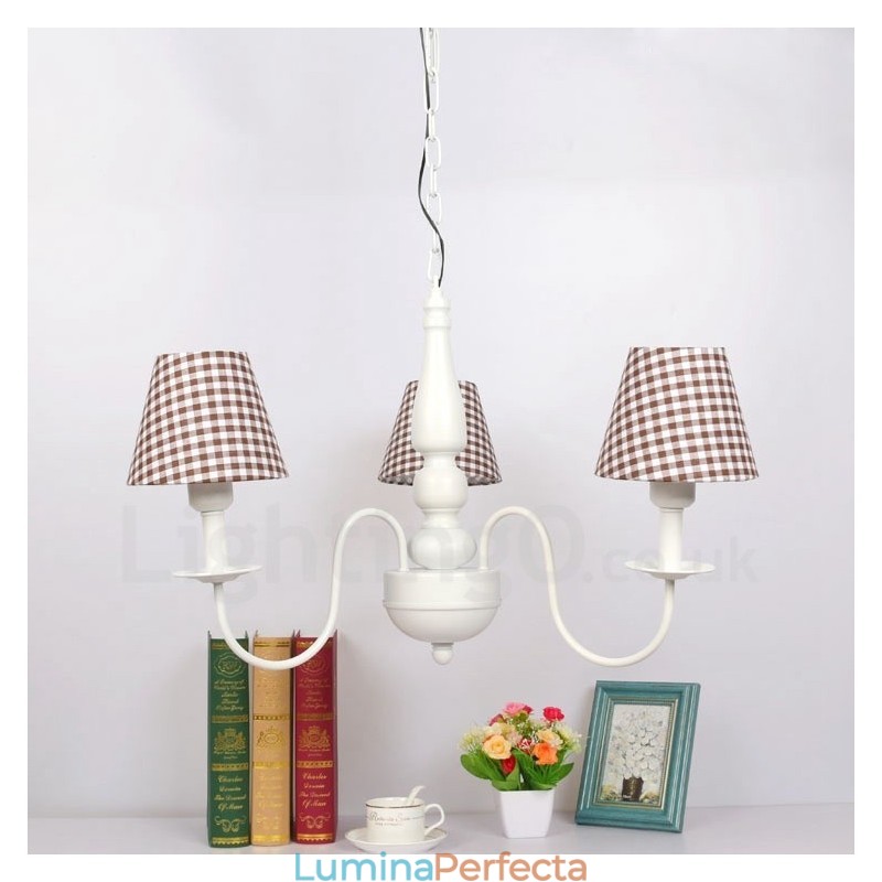 Candelabru tradițional clasic integrat din metal