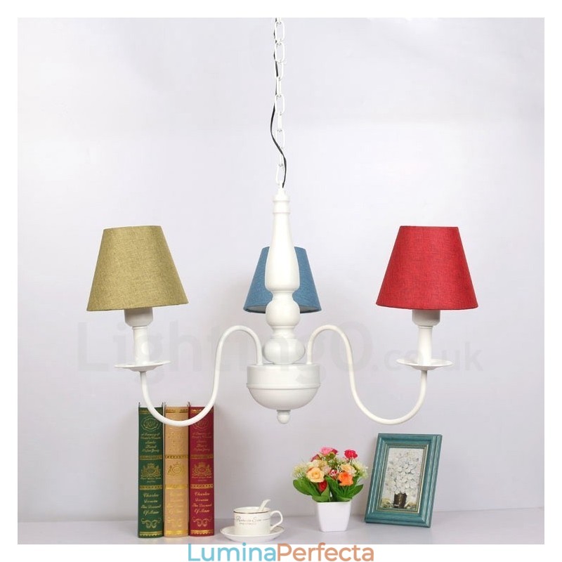 Candelabru tradițional clasic integrat din metal