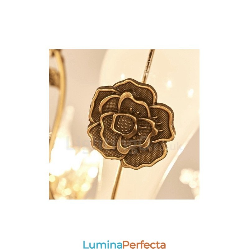 Candelabru din metal tradițional clasic integrat cu 15 lumini