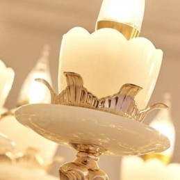 Candelabru din metal tradițional clasic integrat cu 6 lumini