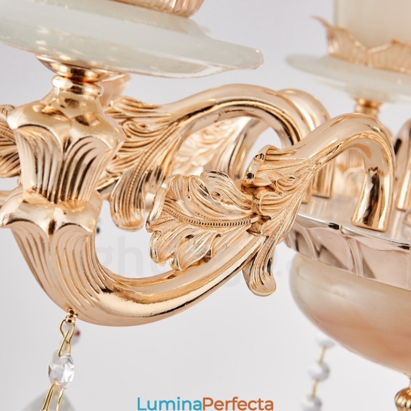 Candelabru din metal tradițional clasic integrat cu 8 lumini