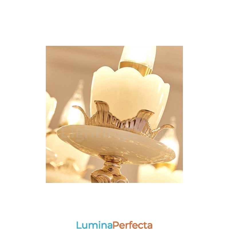 Candelabru din metal tradițional clasic integrat cu 15 lumini