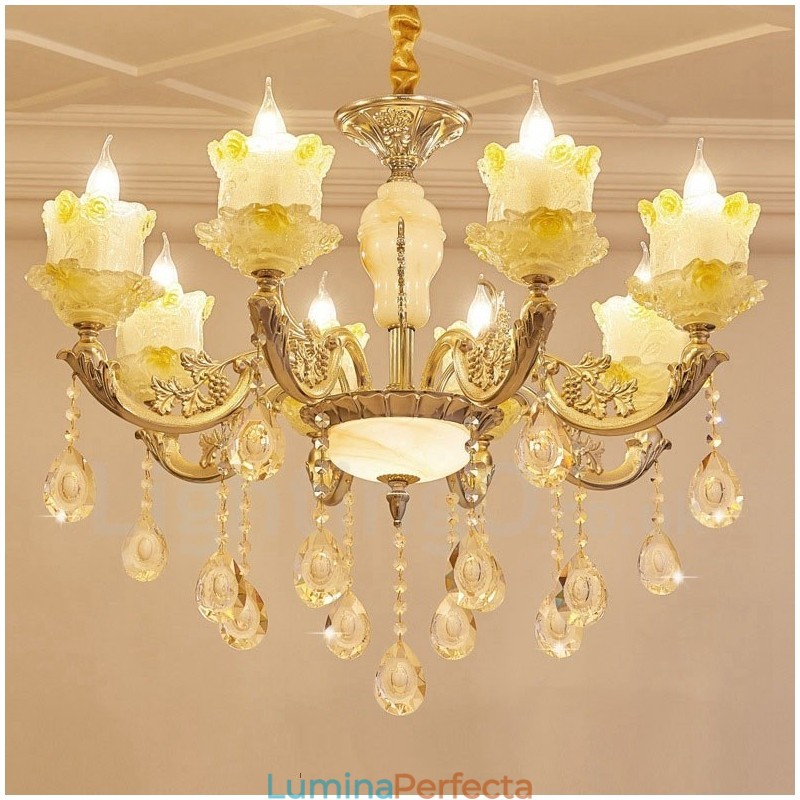 Candelabru din metal tradițional clasic integrat cu 8 lumini