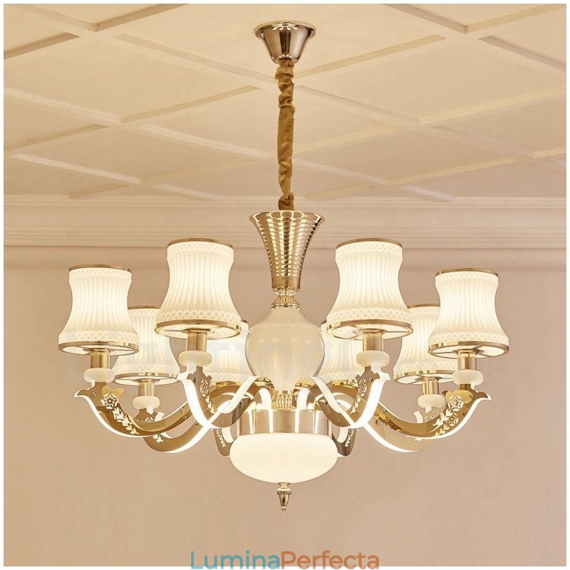 Candelabru din metal tradițional clasic integrat cu 8 lumini