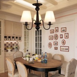 Candelabru metalic integrat Rustic Lodge cu 3 lumini cu abajur din material textil