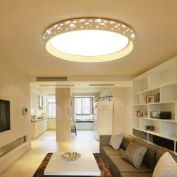 Lumină metalică integrată, modernă și contemporană