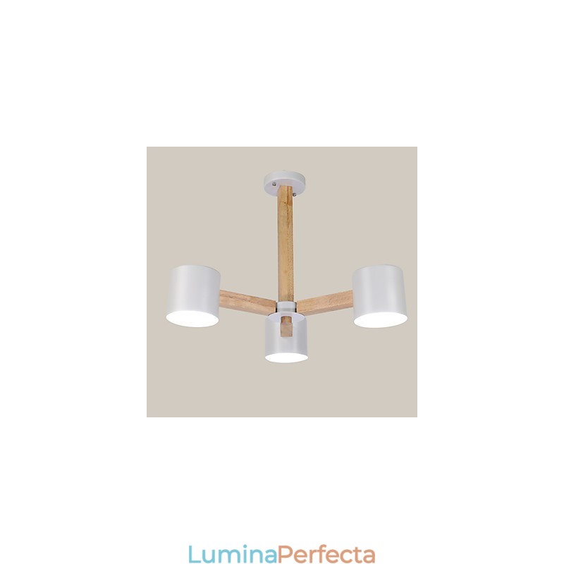 Caracteristică de pictură vintage pentru candelabru metalic