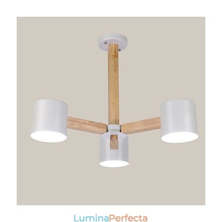 Caracteristică de pictură vintage pentru candelabru metalic