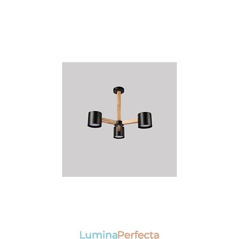 Caracteristică de pictură vintage pentru candelabru metalic