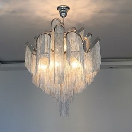Candelabru din aluminiu Lumină suspendată de designer de culoare argintie Scară în spirală